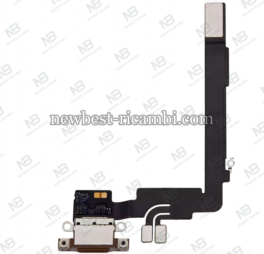 iPhone 16 Pro Max Flex Dock Charge Desert